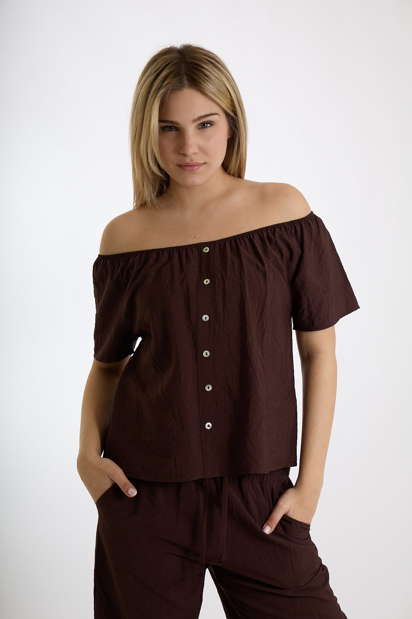 BLUSA CON BOTTONI FRONTALI|Colore:Cioccolato