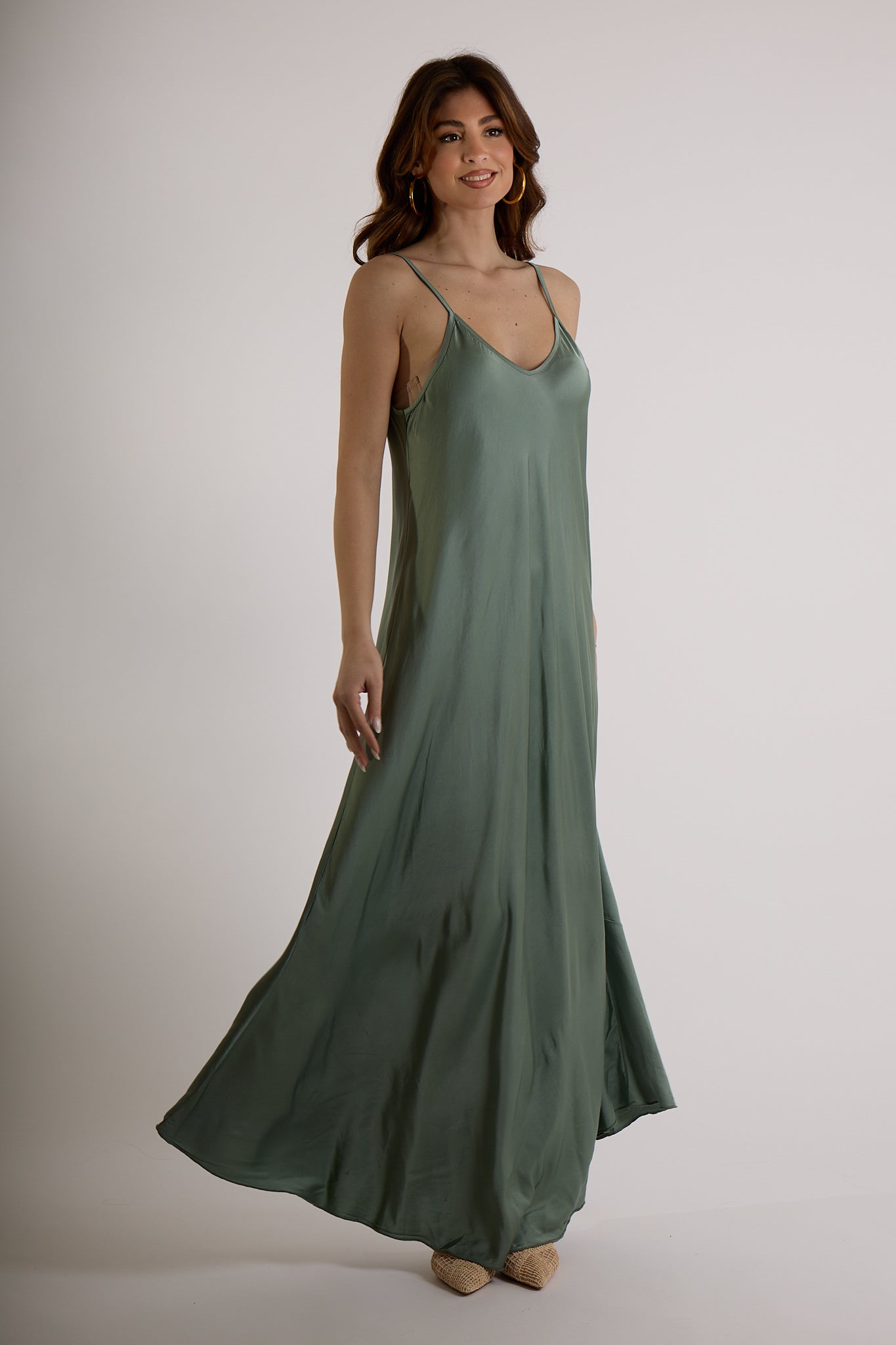 ABITO VISCOSA|Colore:Militare