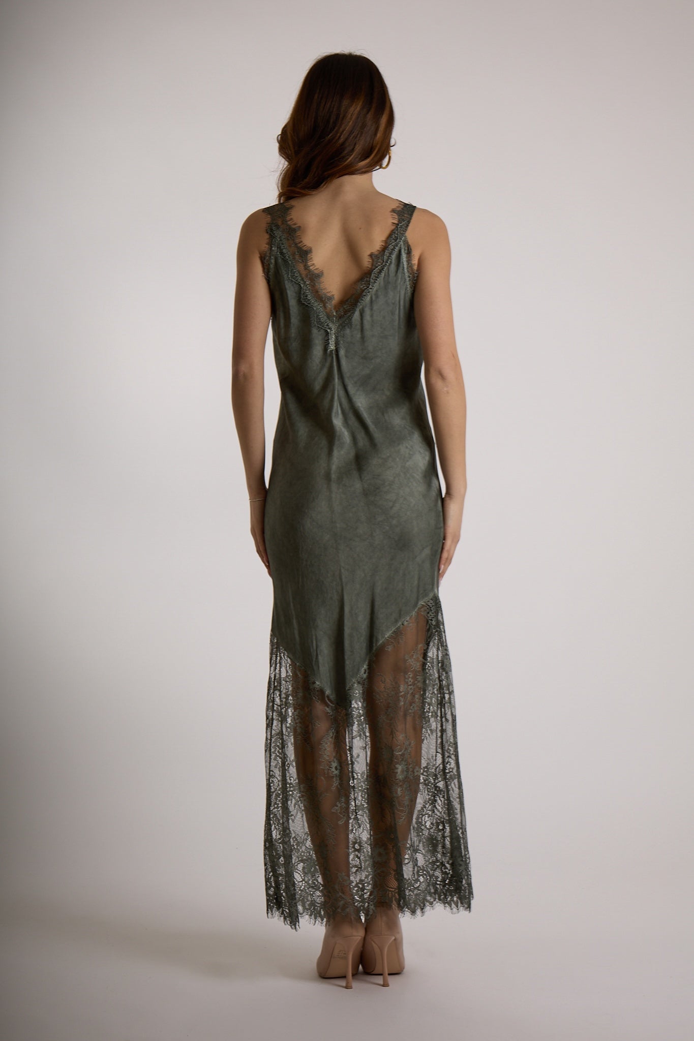 ABITO RASO BASE PIZZO|Colore:Militare