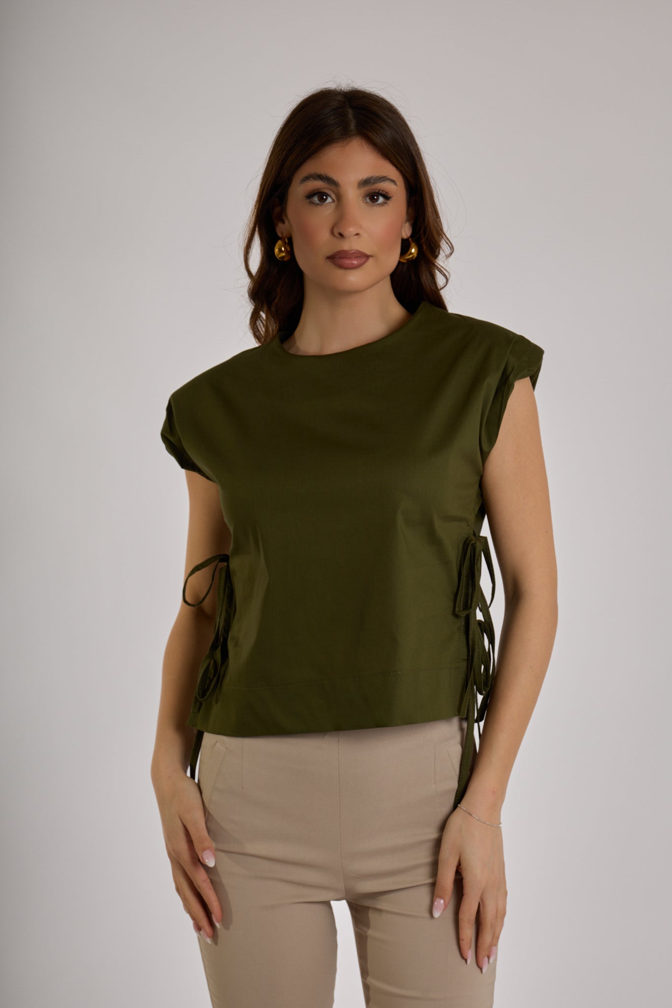 TOP FIOCCHI LATERALI|Colore:Militare