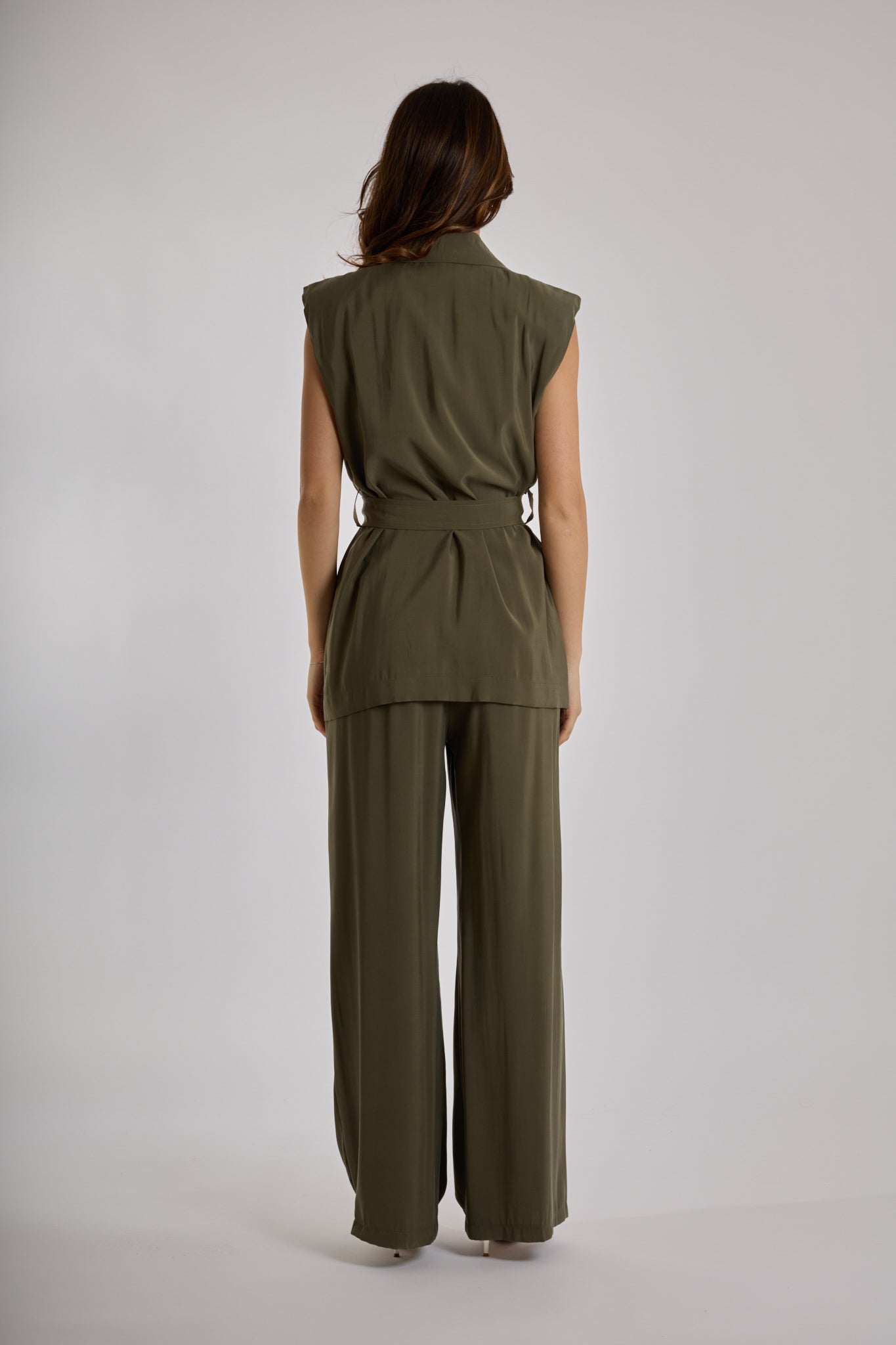 GIACCA SMANICATA |Colore:Militare
